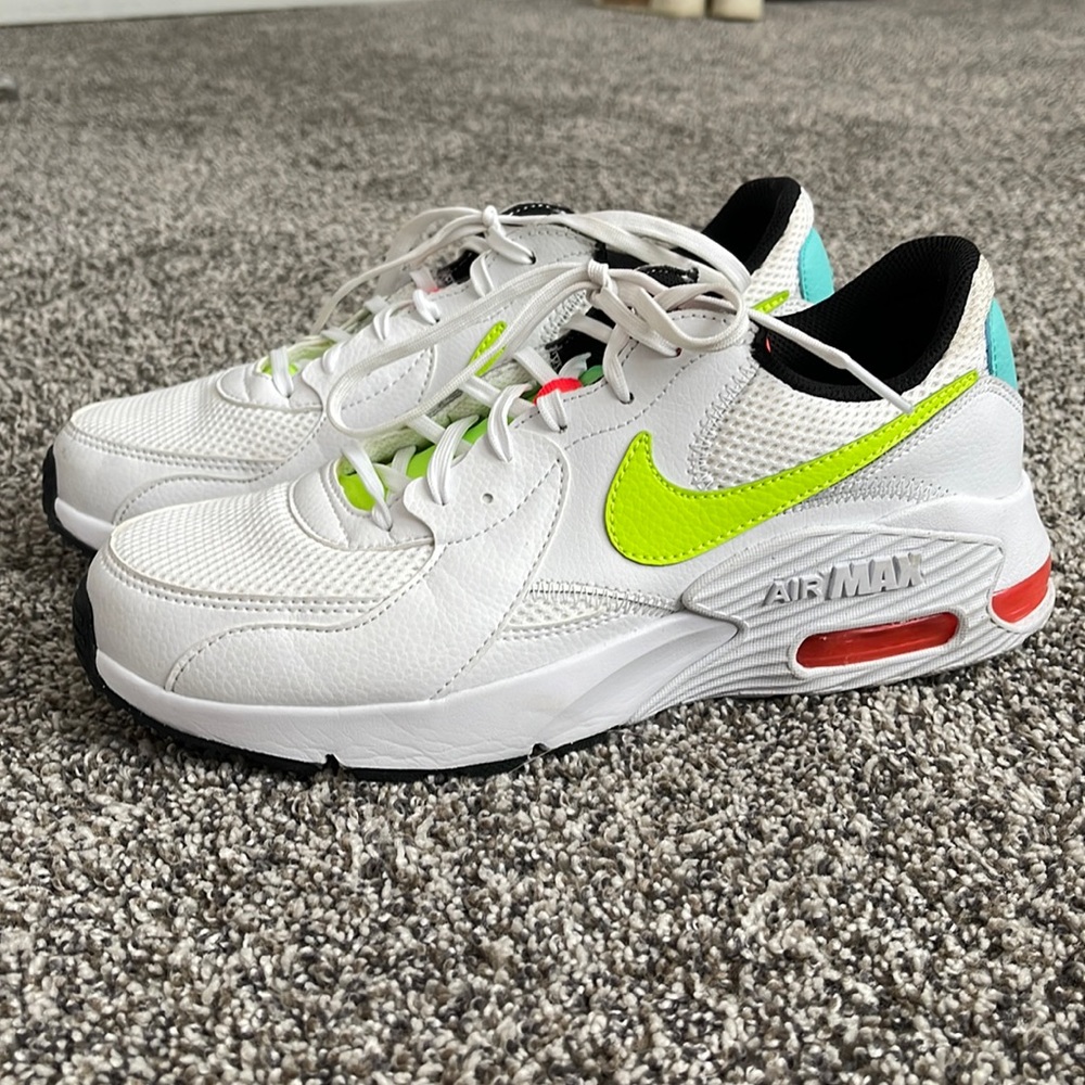 nike air max excee